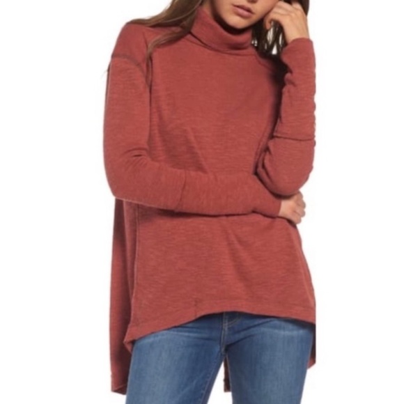 We The Free thermal top with split back size small - Picture 2 of 11